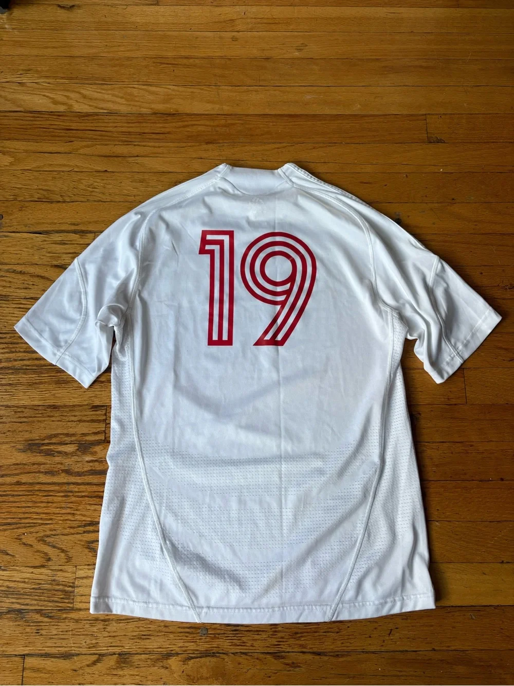 VINTAGE Y2K ADIDAS SOCCER JERSEY #19